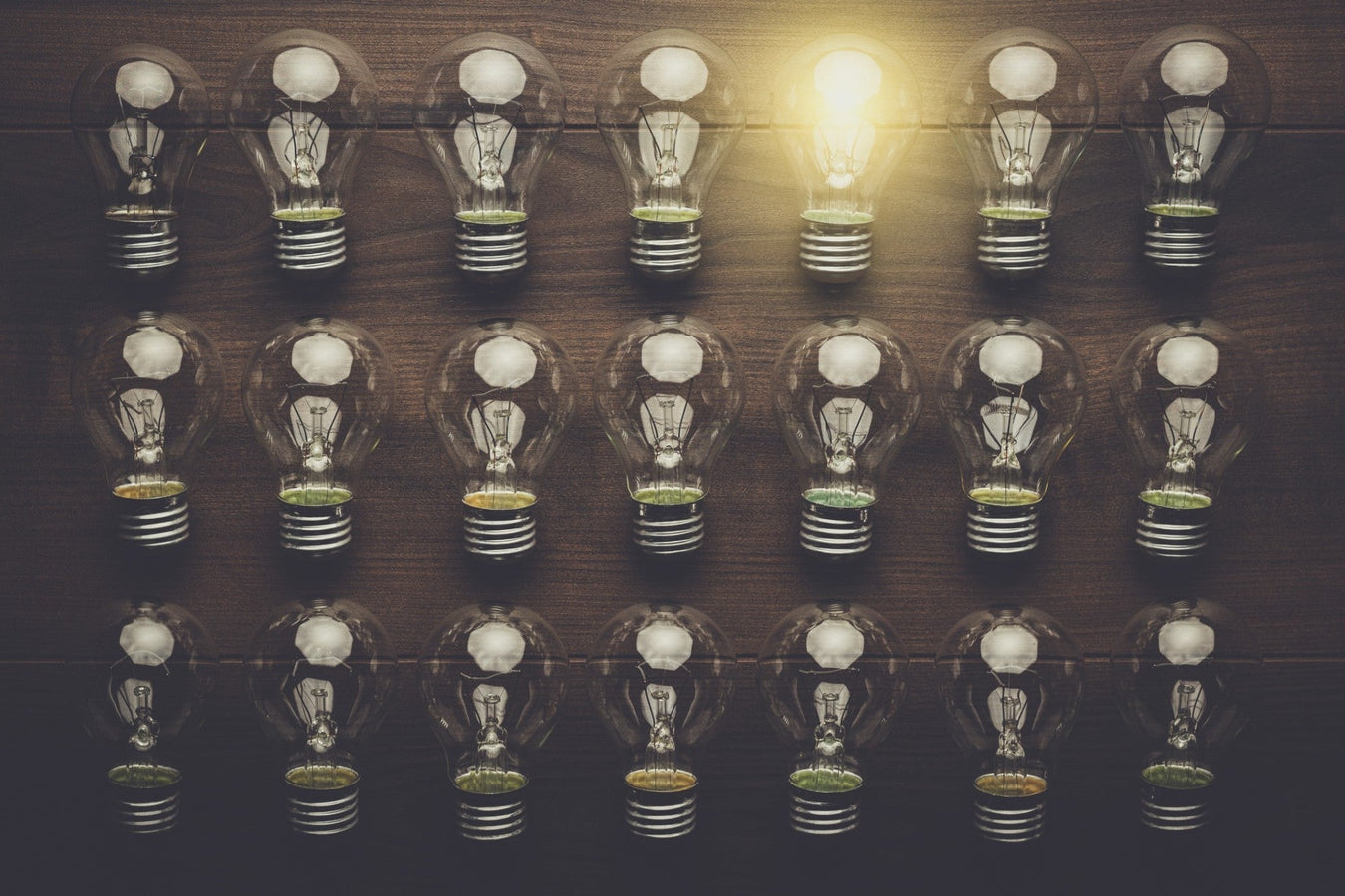 Leuchtmittel – moderne LED Glühbirnen für Zuhause und Büro, energieeffizient & dekorativ | TECHTRAL